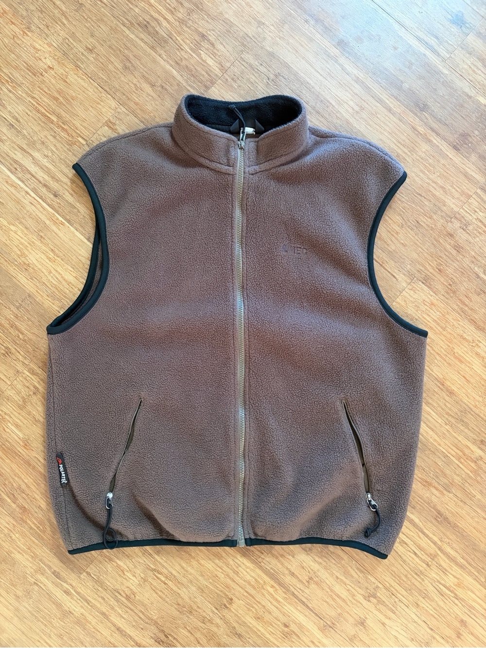 Vintage MEC Polartec Fleece Vest Brown Black Trim Gorpcore Trail Men's Large
